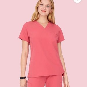 NWOT mandala scrub top